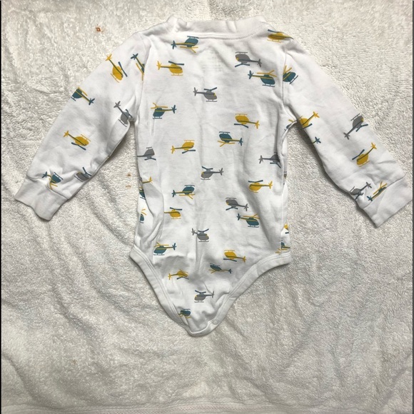 Carter’s onesie helicopter 🚁 - Picture 4 of 4
